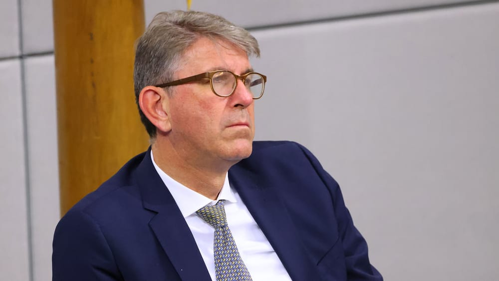 Exklusive Abendessen mit Ministern für 80.000 Euro: Kritik an Kulturstaatsminister Wolfram Weimer Beitragsbild