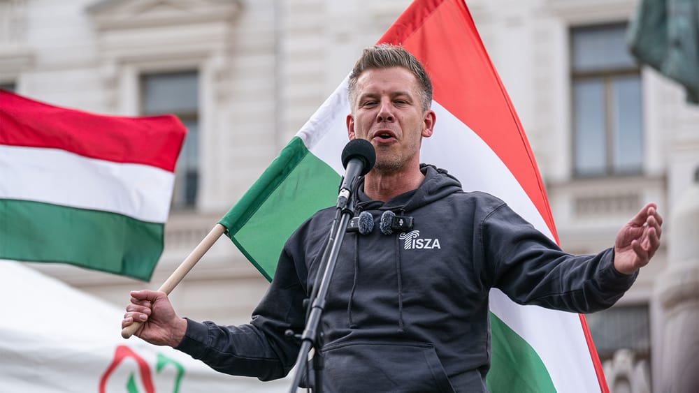 Ungarns Parlamentswahl: TISZA siegt klar gegen Orbán Beitragsbild