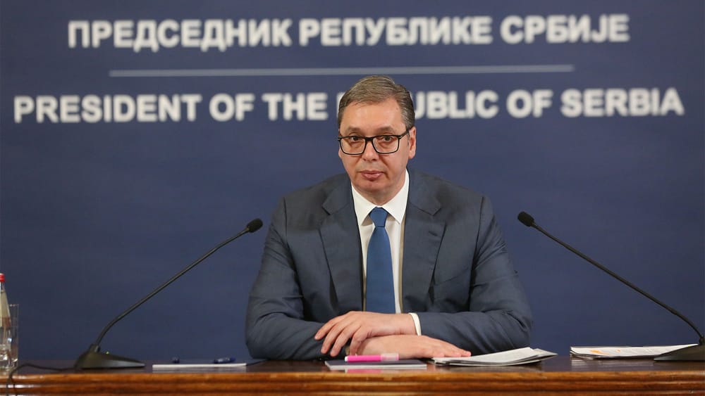 Vučić kündigt Rücktritt und Neuwahlen an Beitragsbild