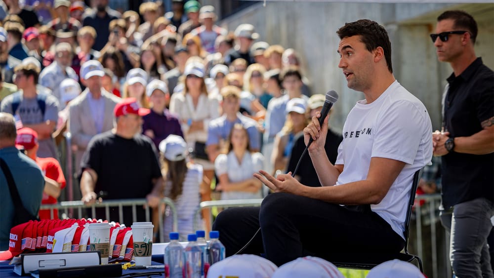 Der Fall Charlie Kirk: Warum die offizielle Version zu viele Fragezeichen aufwirft Beitragsbild