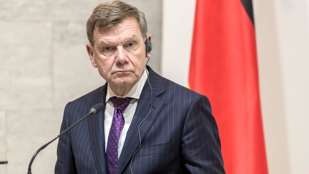 Bundesregierung eskaliert unerklärten Krieg gegen Russland | Von Tilo Gräser Beitragsbild