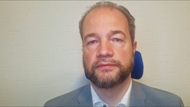 Spotlight: Martin Sichert | Die etablierten Parteien versuchen die Konkurrenz auszuschalten! Beitragsbild