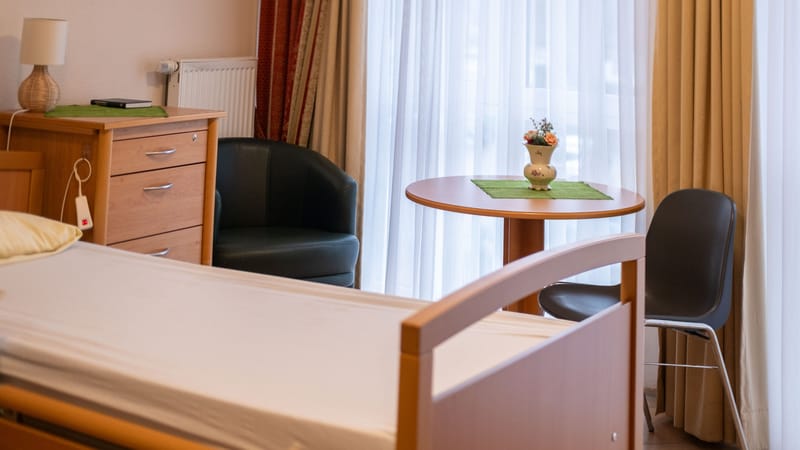 Mehr Angst vor dem Heim als vor dem Tod | Von Sabiene Jahn Beitragsbild