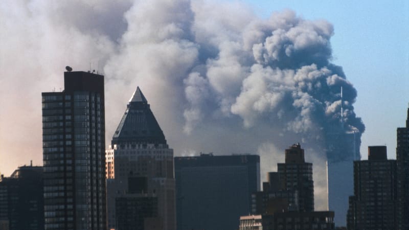 25 Jahre nach 9/11: Der Tag, der die Welt veränderte – und die Fragen, die man nicht stellen sollte (Teil 1) | Von Wolfgang Effenberger Beitragsbild